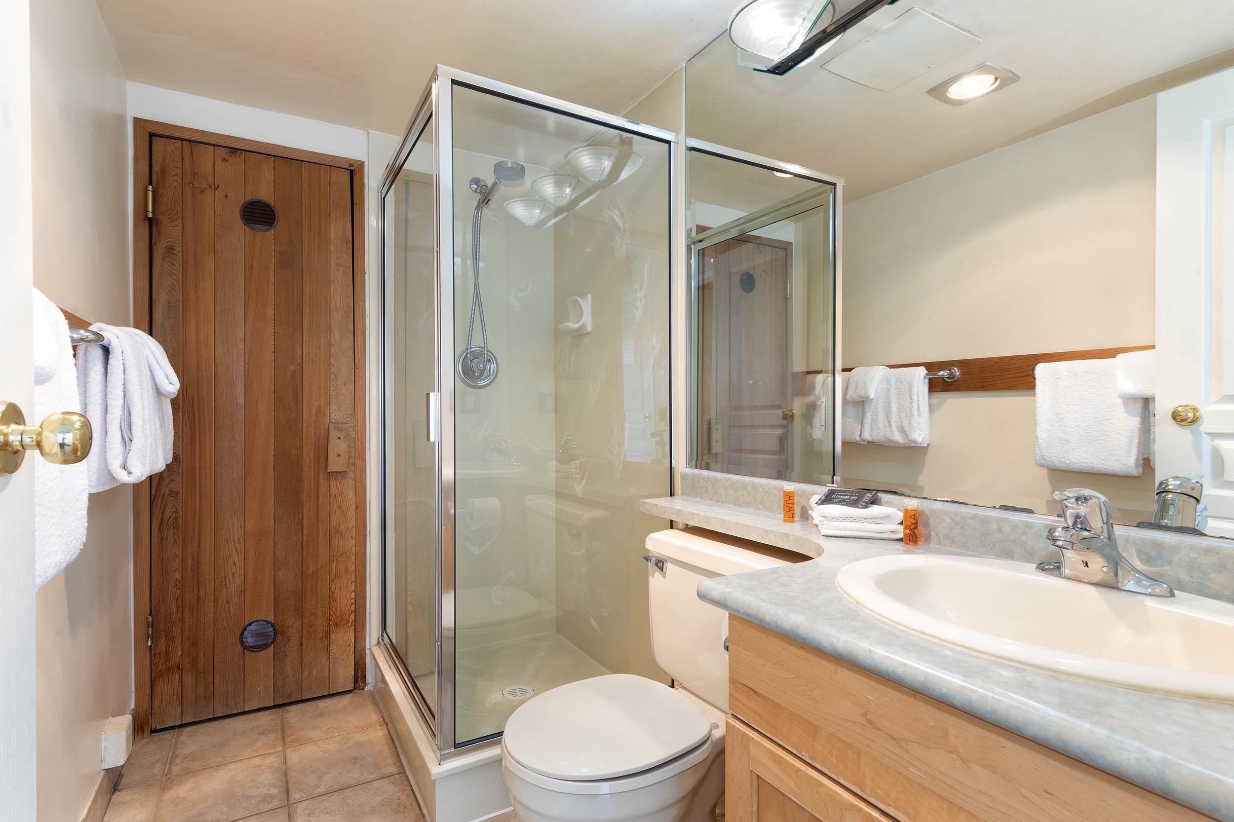 1L-2561 Tricouni Place, Whistler, BC, V8E 0A8 - 20