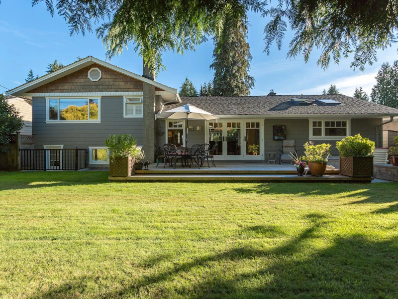 978 Belmont Avenue, North Vancouver BC V7R 1J8