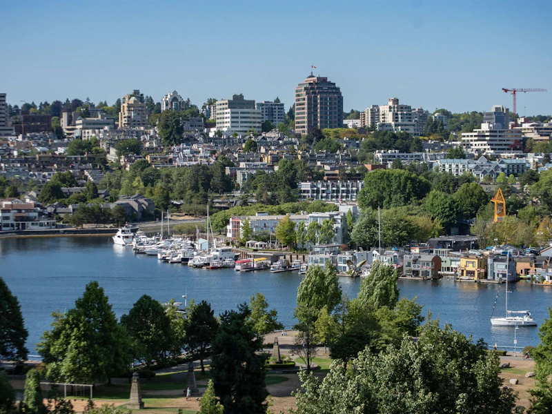 901 - 550 Pacific Street, Vancouver BC V6Z 3G2