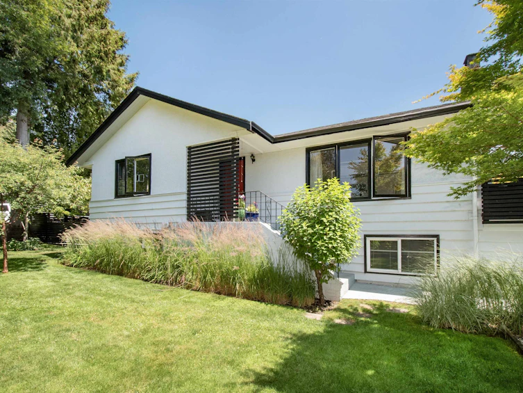 3588 Norwood Avenue, North Vancouver, BC, V7N 3P5
