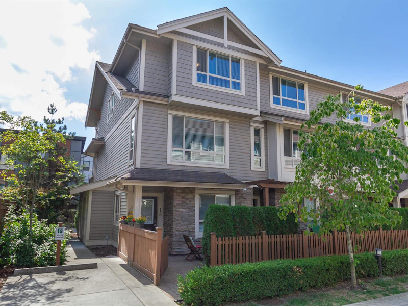 18 - 19752 55a Avenue, Langley BC V3A 3X2