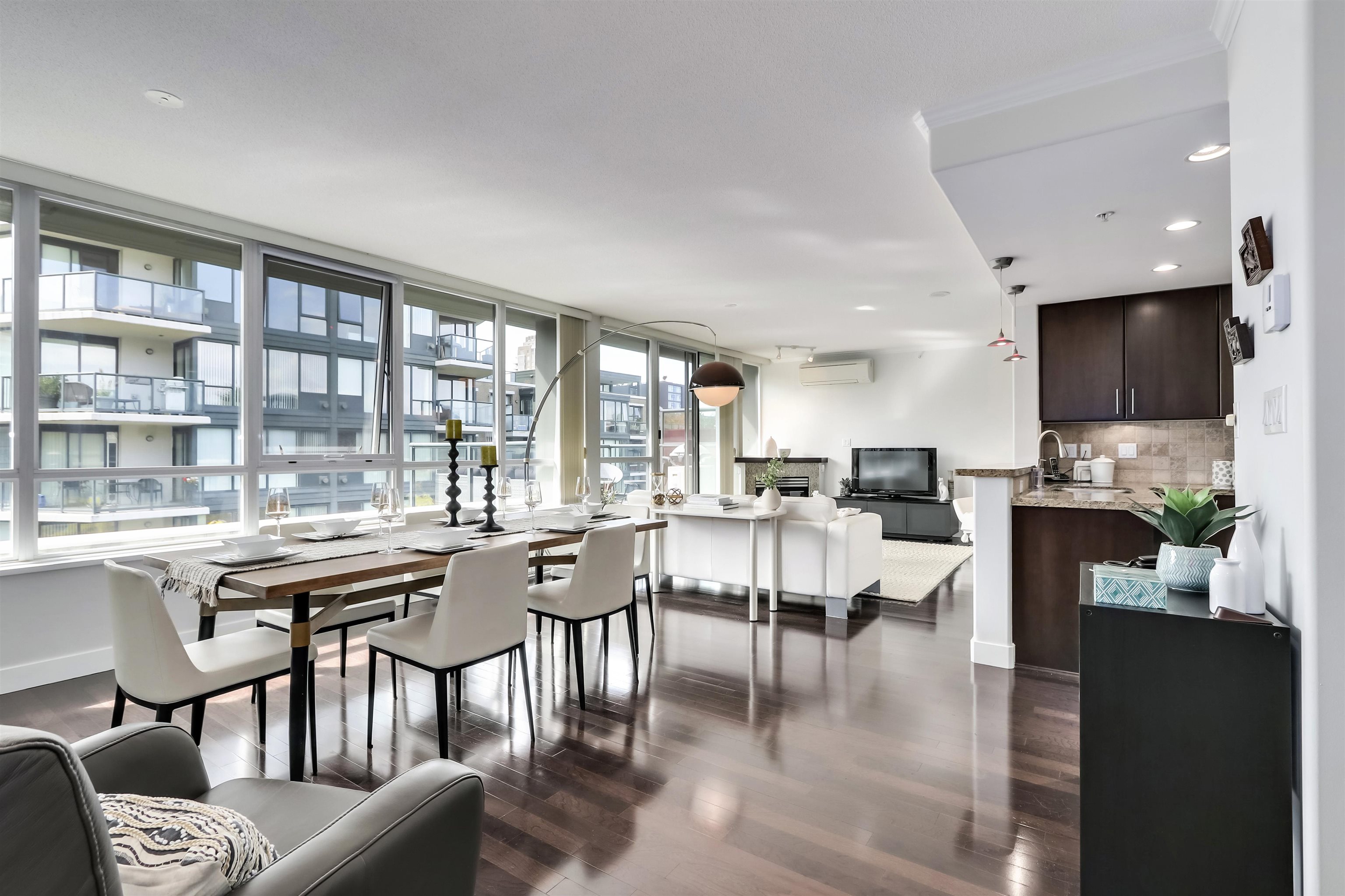 502-1450 W 6th Avenue, Vancouver, BC, V6H 4H9