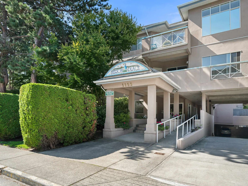 302 - 1153 54a Street, Delta BC V4M 4E4