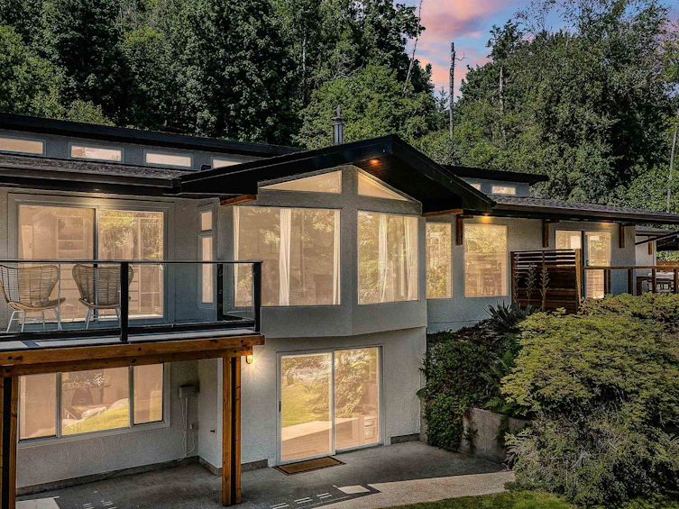 8565 Grand View Drive, Chilliwack, BC, V2R 4A2
