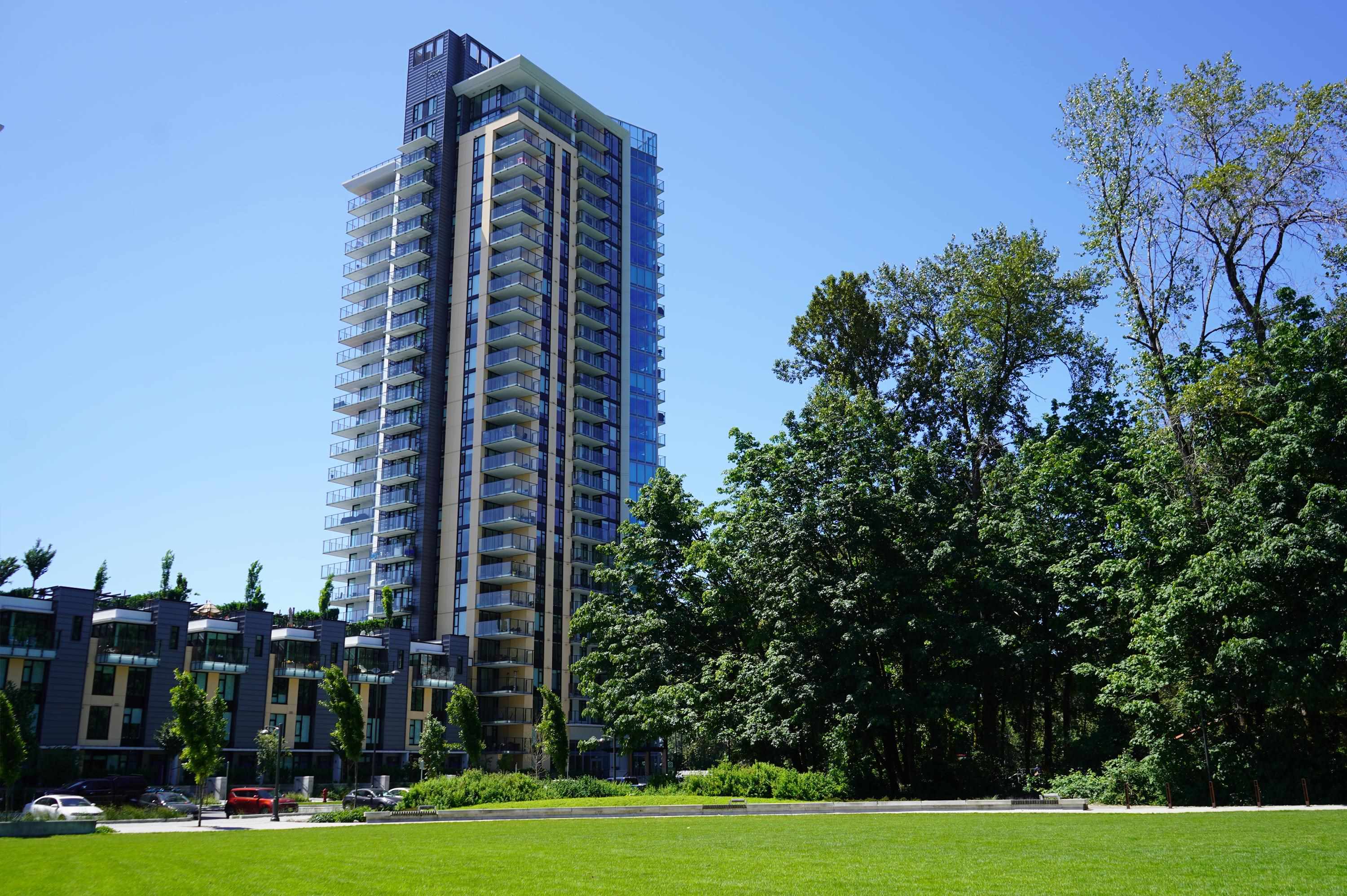 806-1401 Hunter Street, North Vancouver, BC, V7J 0E2