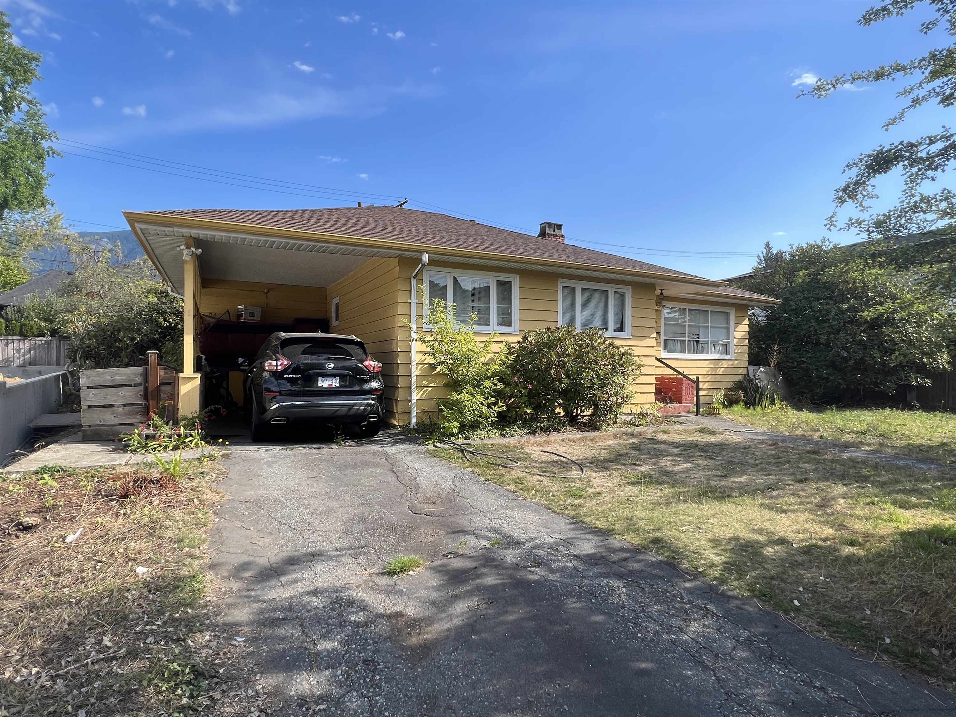 1030 Belmont Avenue, North Vancouver, BC, V7R 1K2
