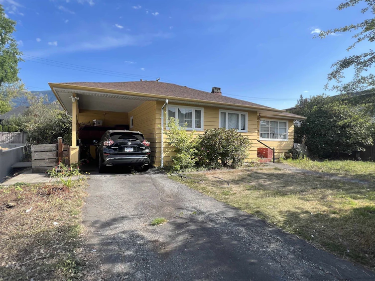 1030 Belmont Avenue, North Vancouver, BC, V7R 1K2