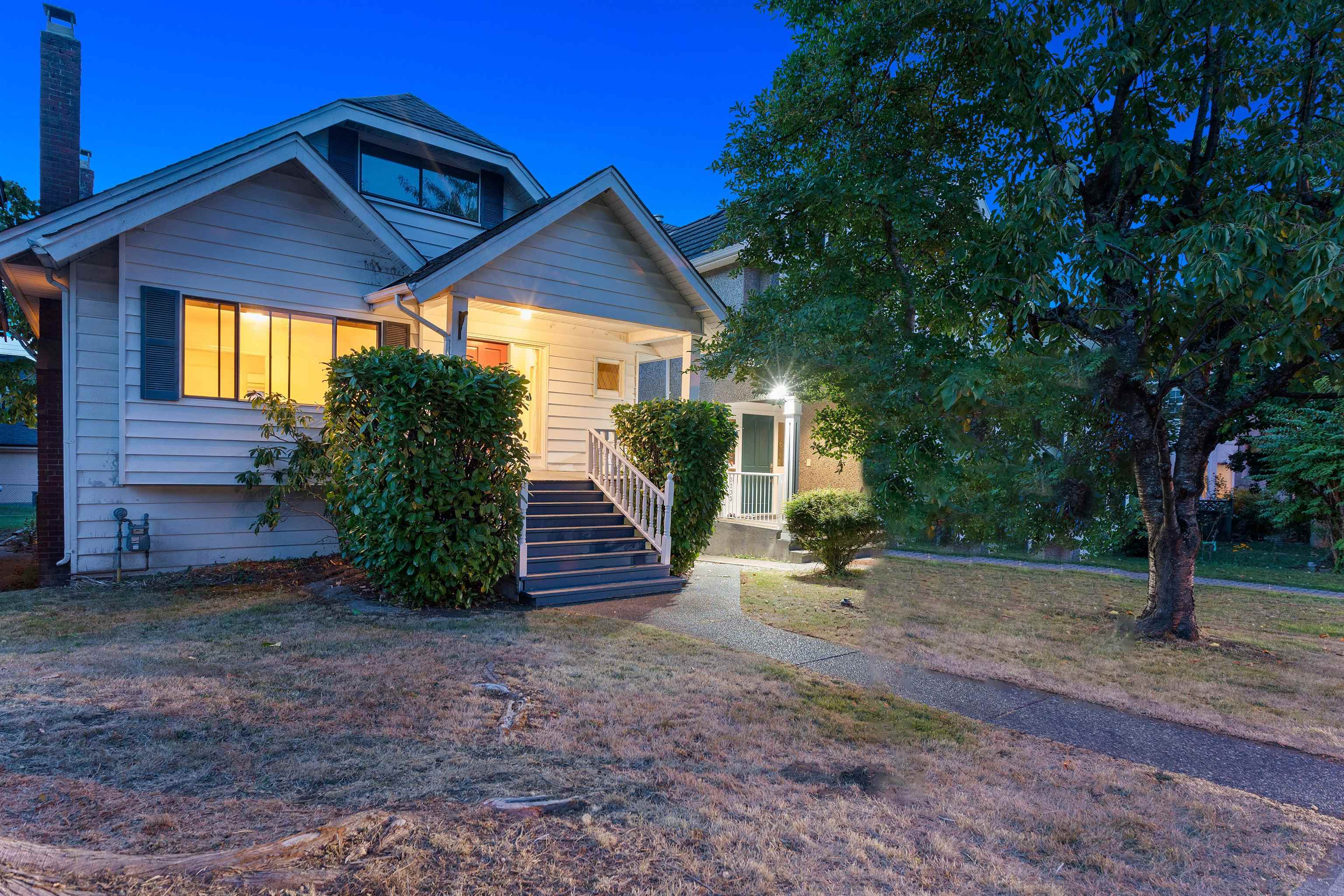3715 W 20th Avenue, Vancouver, BC, V6S 1E9