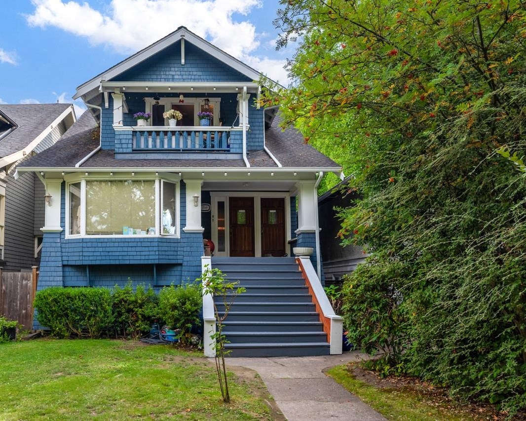 2546 Waterloo Street, Vancouver, BC, V6R 3H5