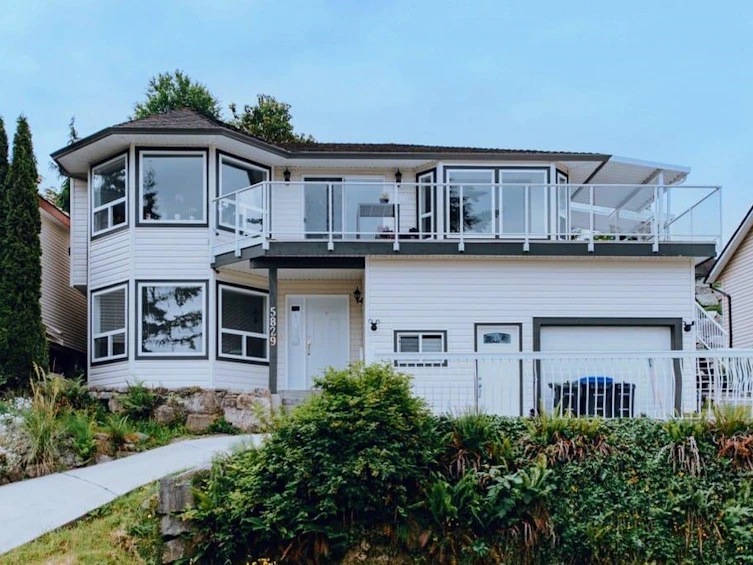 5829 Marine Way, Sechelt, BC, V7Z 0R3