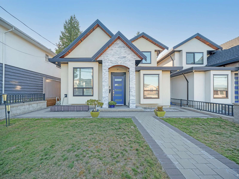 4857 Smith Avenue, Burnaby BC