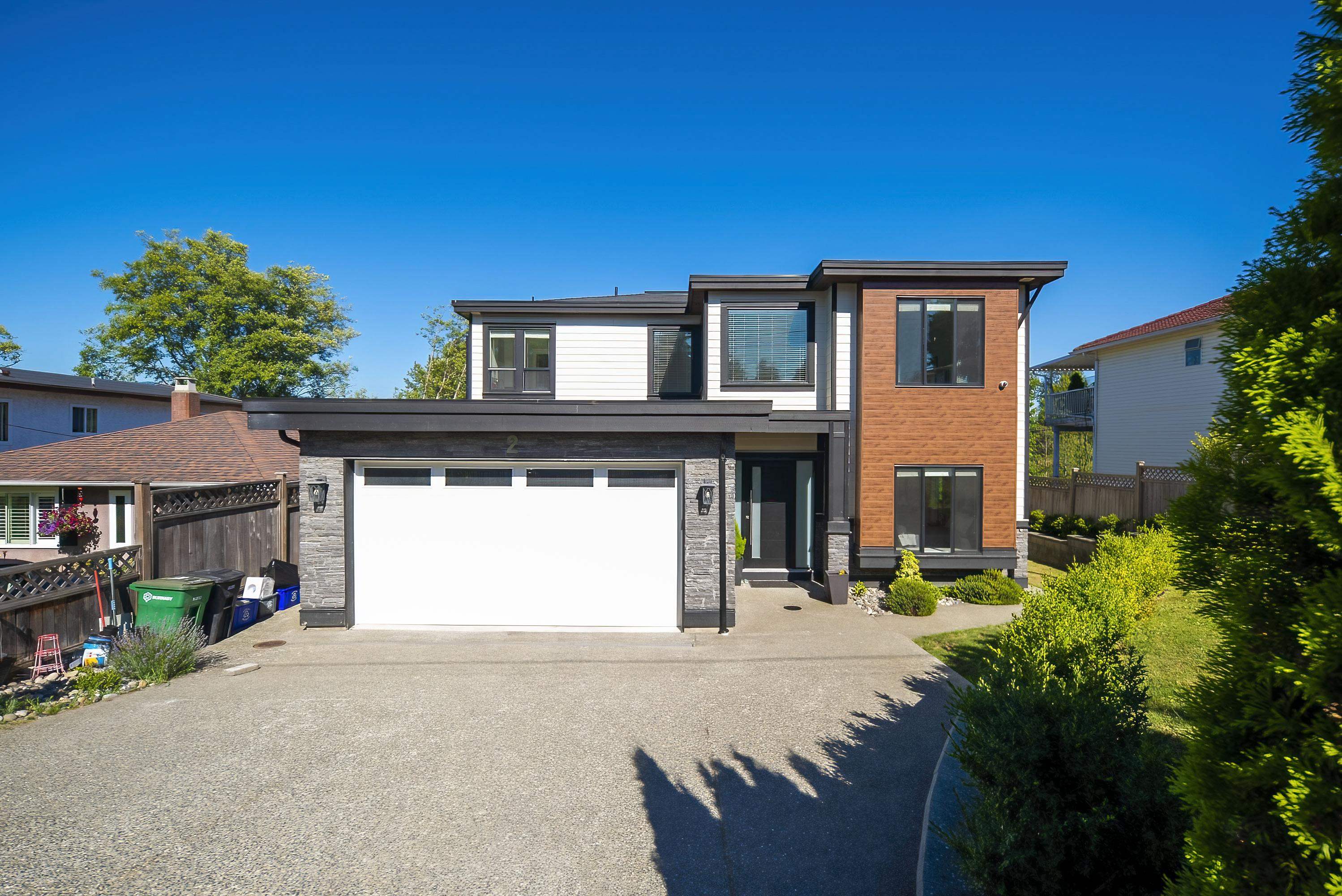 2 N Fell Avenue, Burnaby, BC, V5B 1L2