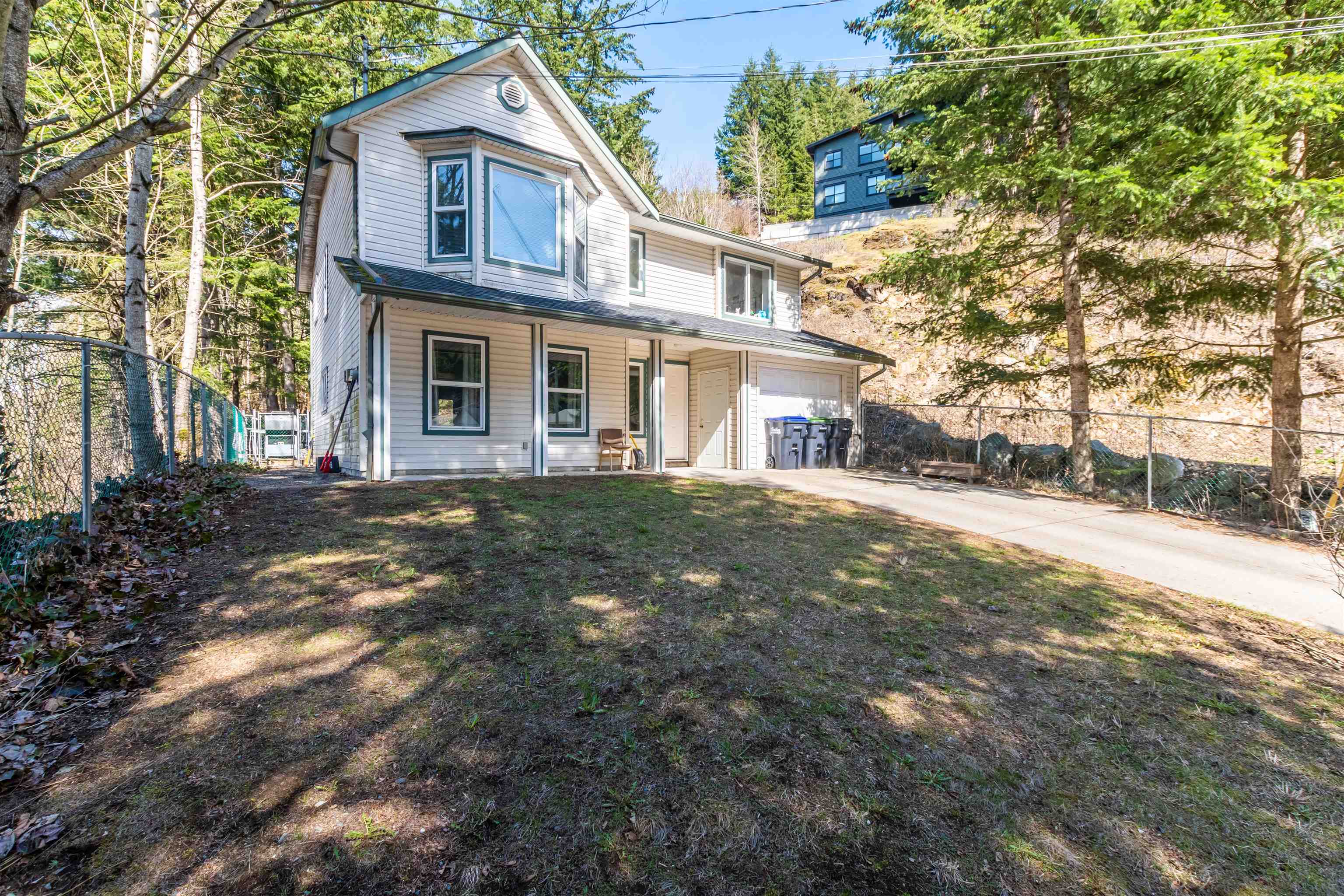 21544 Richmond Drive, Hope, BC, V0X 1L1