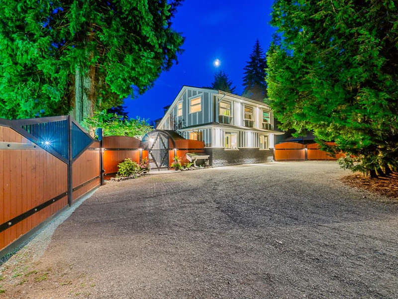 24188 56th Avenue, Langley BC V2Z 2N9