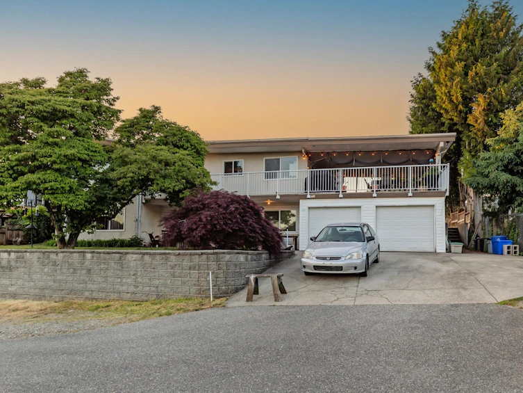 33685 4 Avenue, Mission, BC, V2V 1T3
