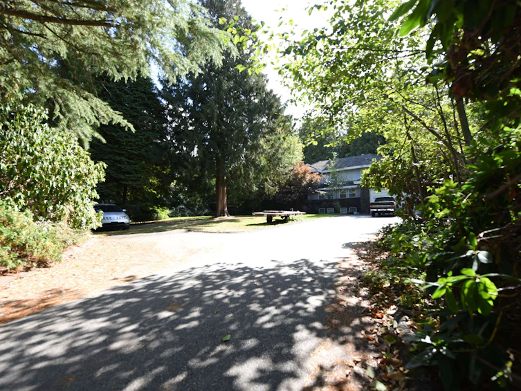 14318 60 Avenue, Surrey, BC, V3X 2N5