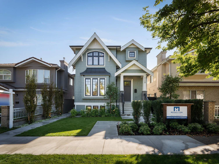 4748 Inverness Street, Vancouver, BC, V5V 4X6