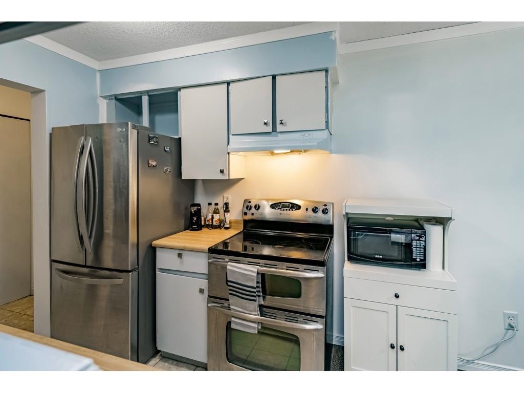 220-1945 Woodway Place, Burnaby, BC, V5C 6A8