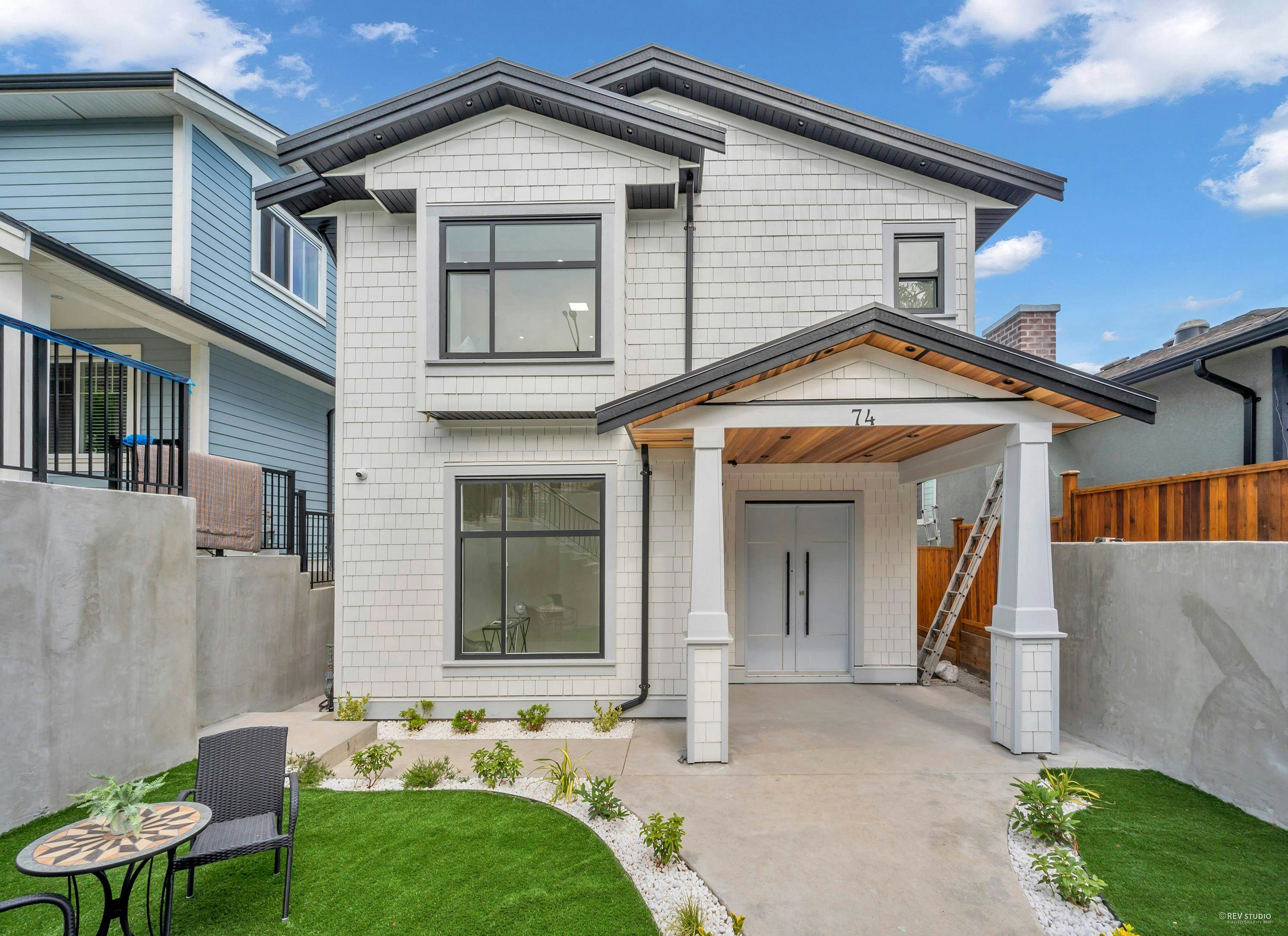 74 Ellesmere Avenue, Burnaby, BC, V5B 3S6