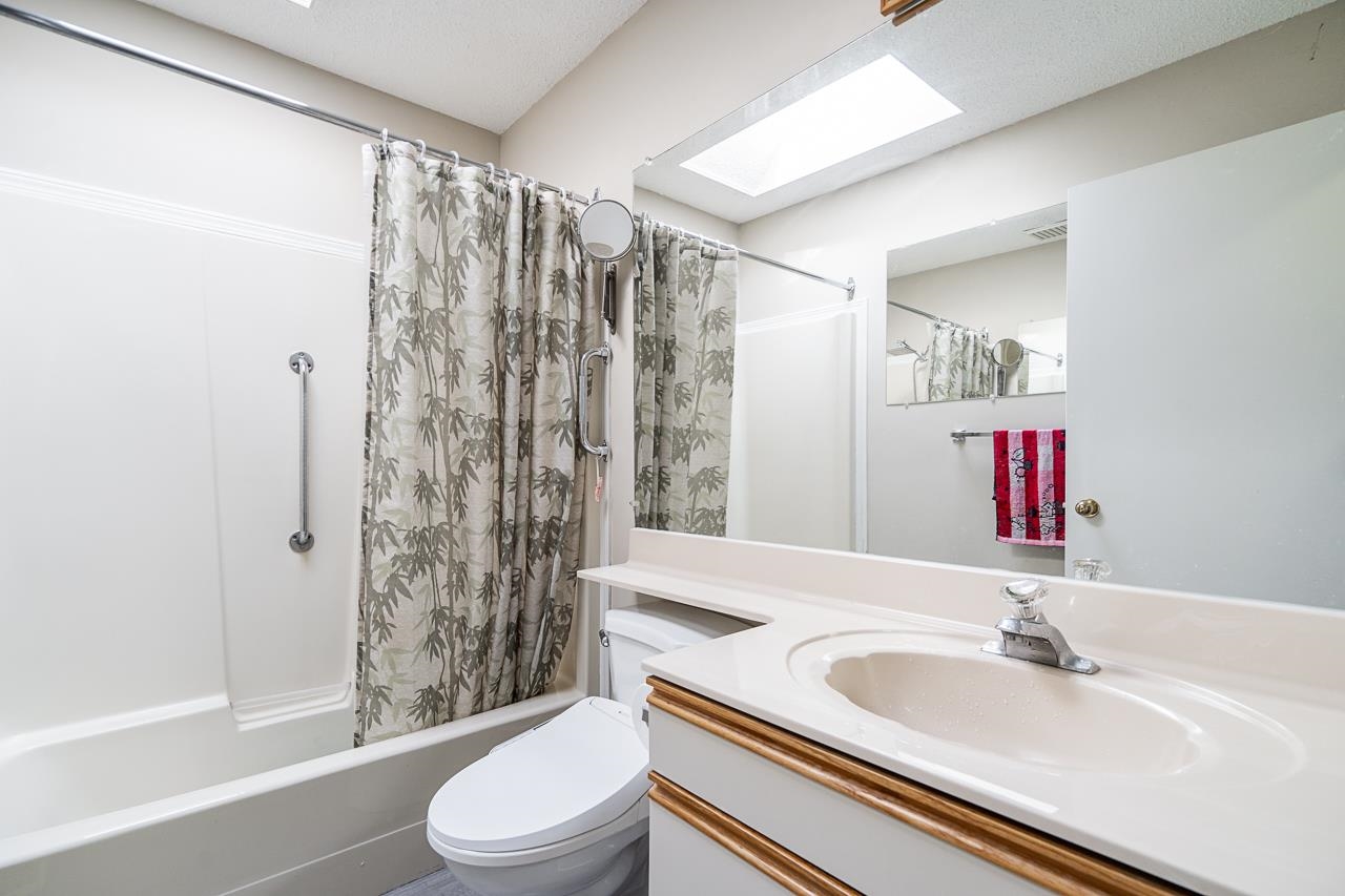 19-2345 Cranley Drive, Surrey, BC, V4A 9G5 - 17