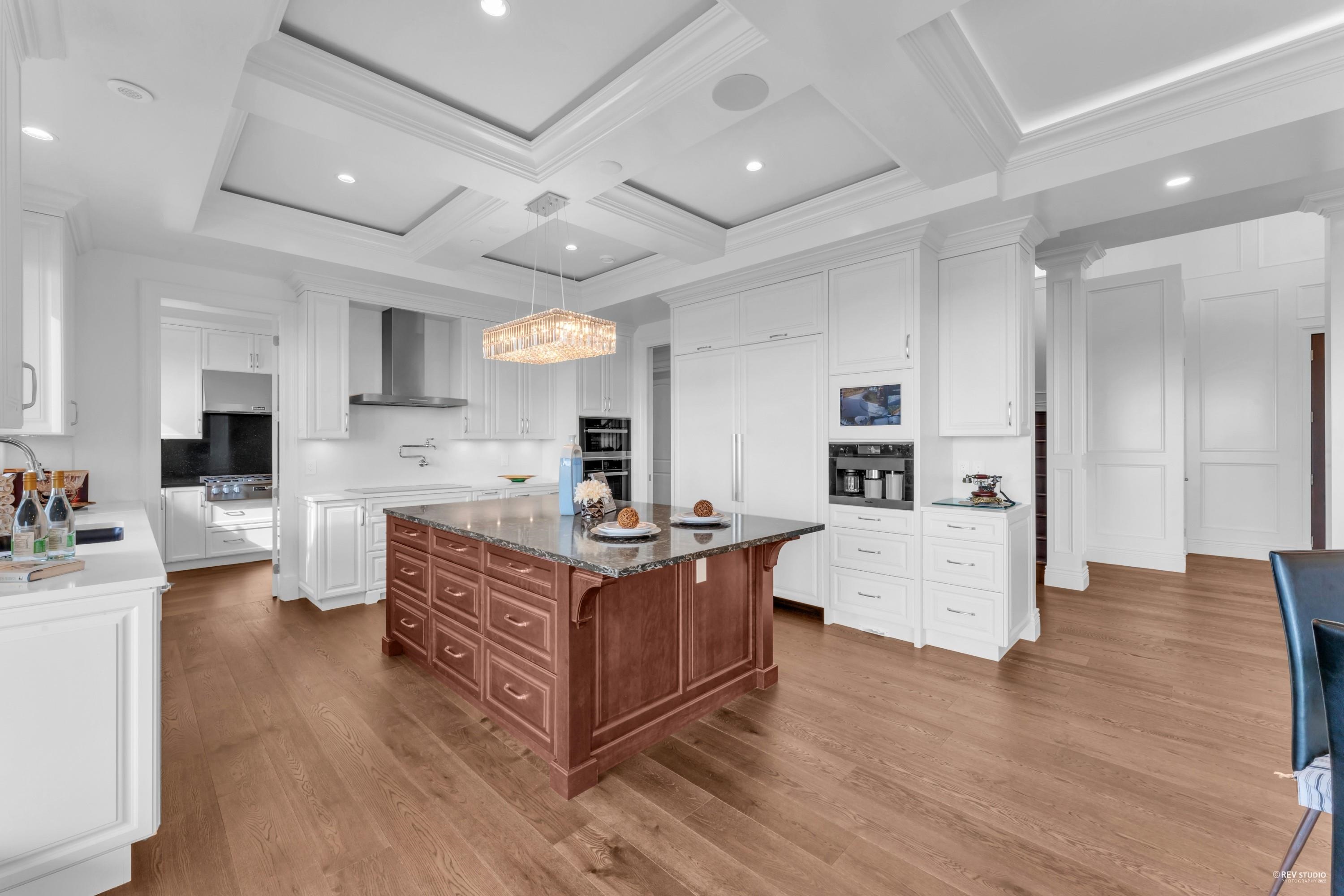 1424 Bramwell Road, West Vancouver, BC, V7S 2N9 - 9