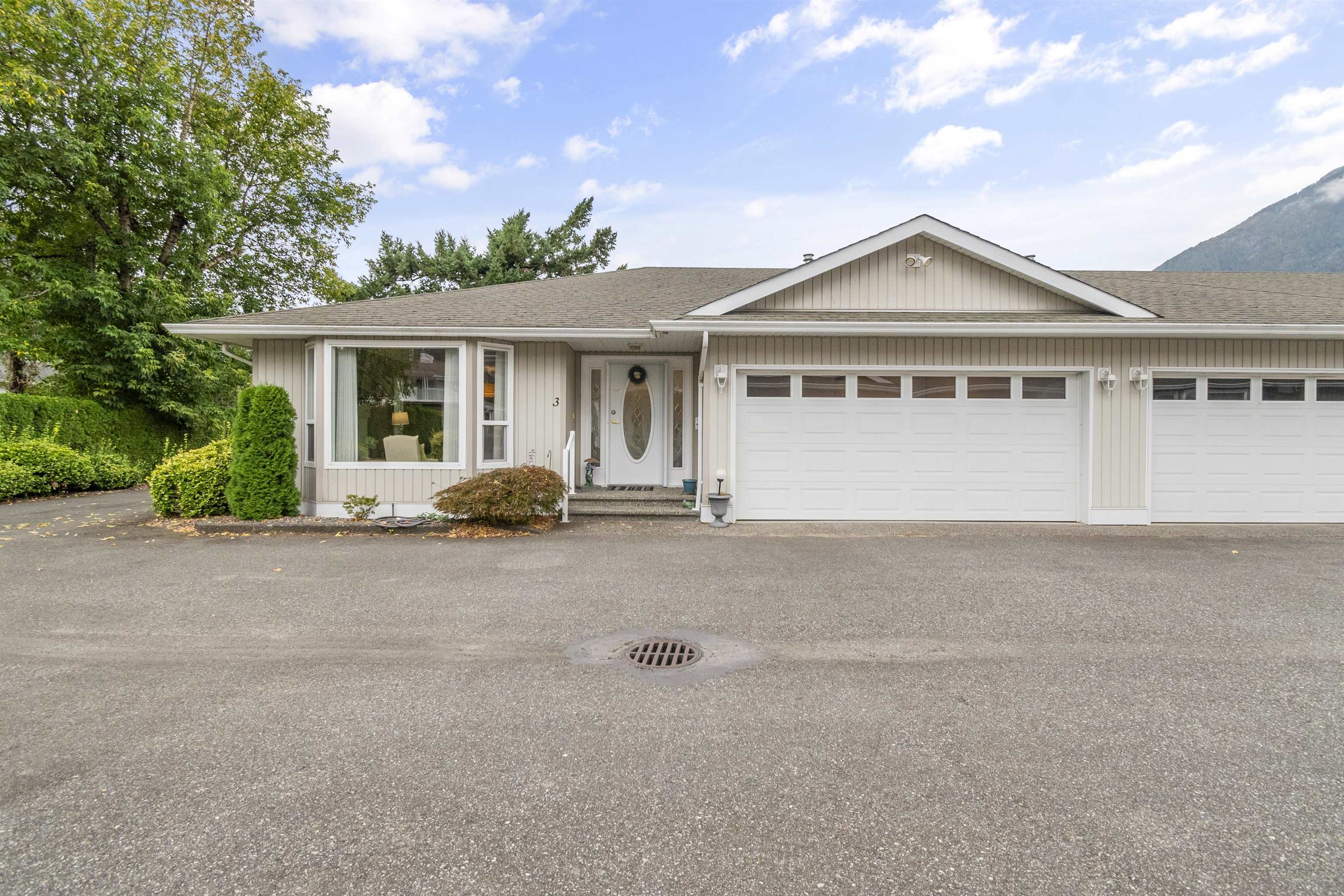 3-530 Coquihalla Street, Hope, BC, V0X 1L0