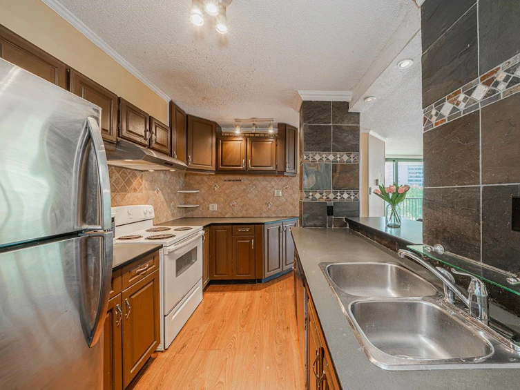 508-6455 Willingdon Avenue, Burnaby, BC, V5H 4E4 - 8