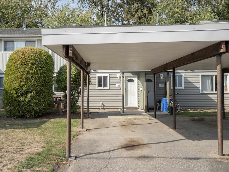 128 - 45185 Wolfe Road, Chilliwack BC V2P 1V5
