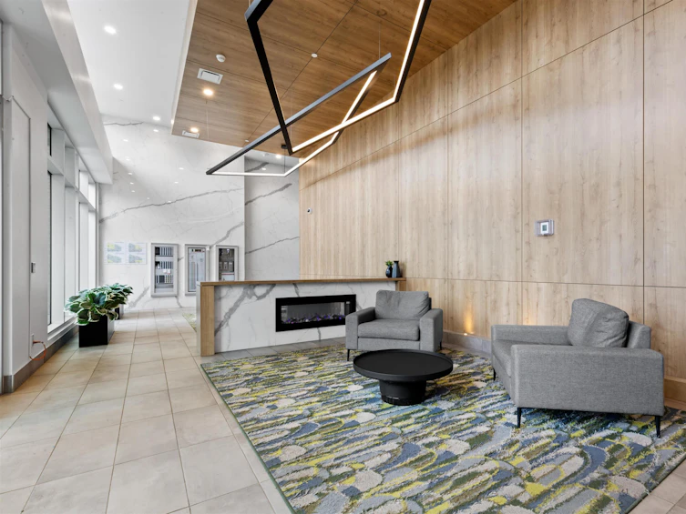 804-13615 Fraser, Surrey, BC, V3T 0P7 - 2