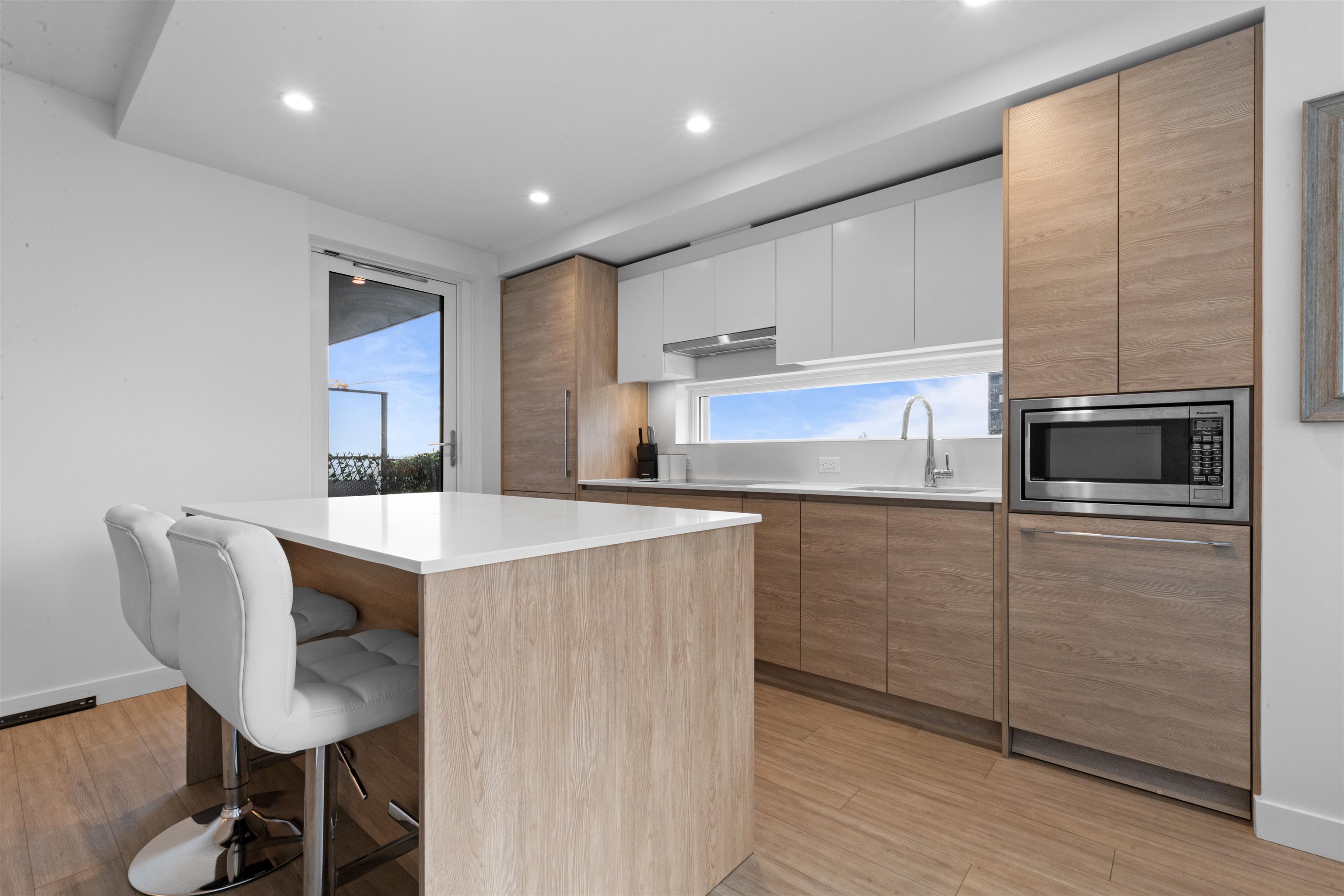 804-13615 Fraser, Surrey, BC, V3T 0P7 - 7
