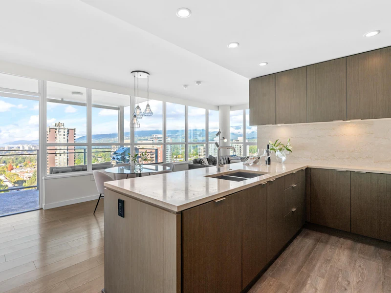 1507 - 125 E 14th Street, North Vancouver BC