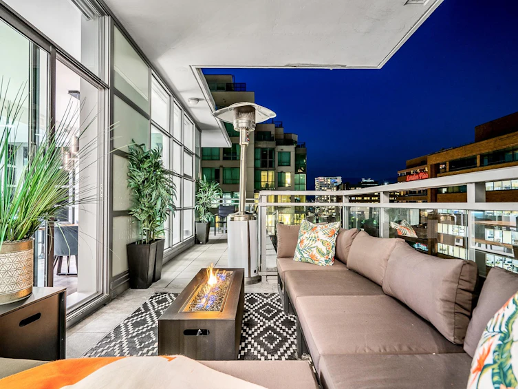 1401-1205 Howe Street, Vancouver, BC, V6Z 0B2