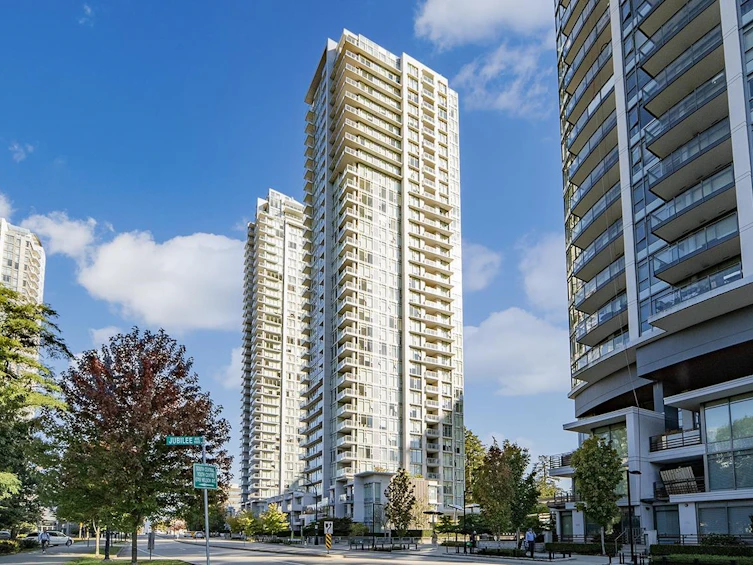 701-6588 Nelson Avenue, Burnaby, BC, V5H 0E8