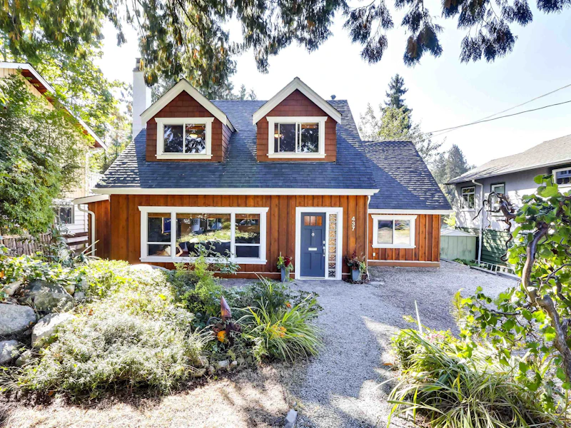 437 W 23rd Street, North Vancouver BC V7M 2B8