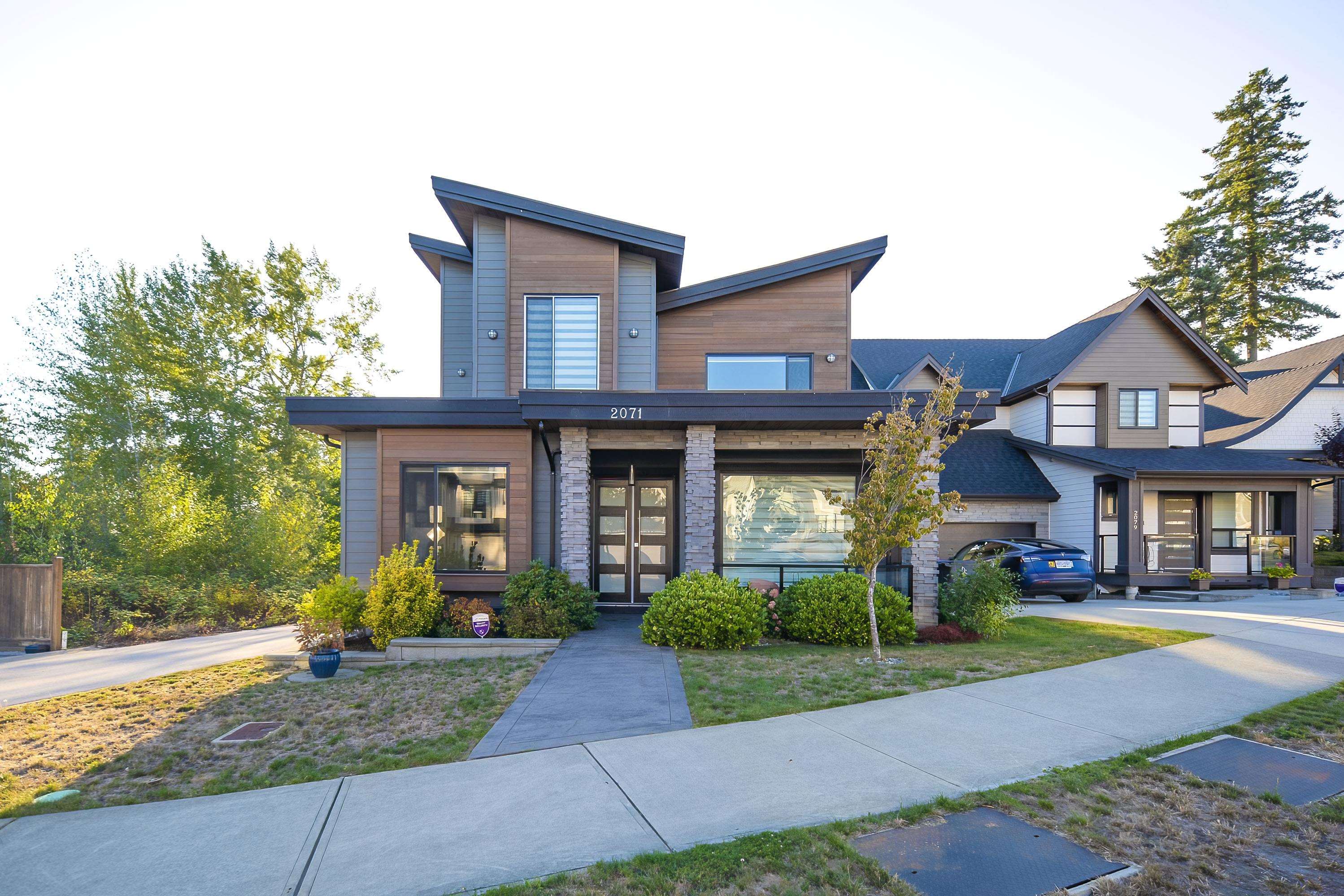 2071 165 Street, Surrey, BC, V3Z 0X6