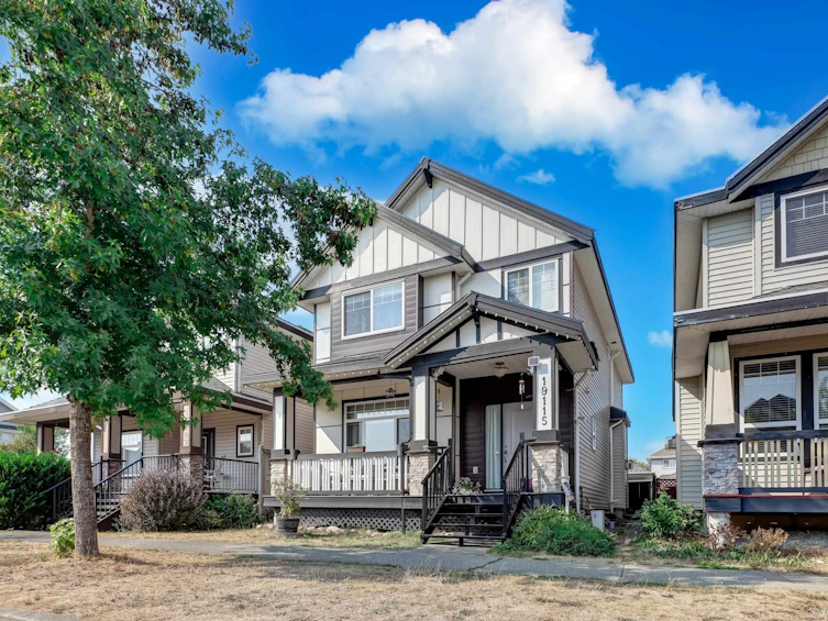 19115 69a Avenue, Surrey, BC, V4N 0A5