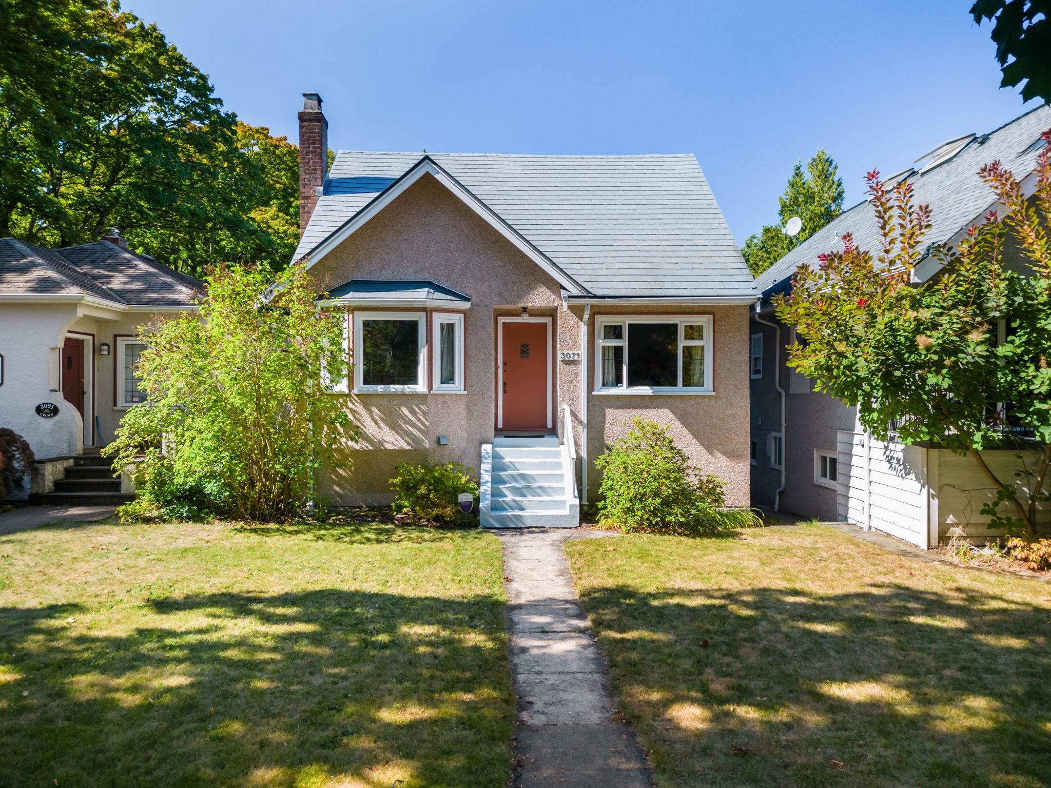 3079 Crown Street, Vancouver, BC, V6R 3W4