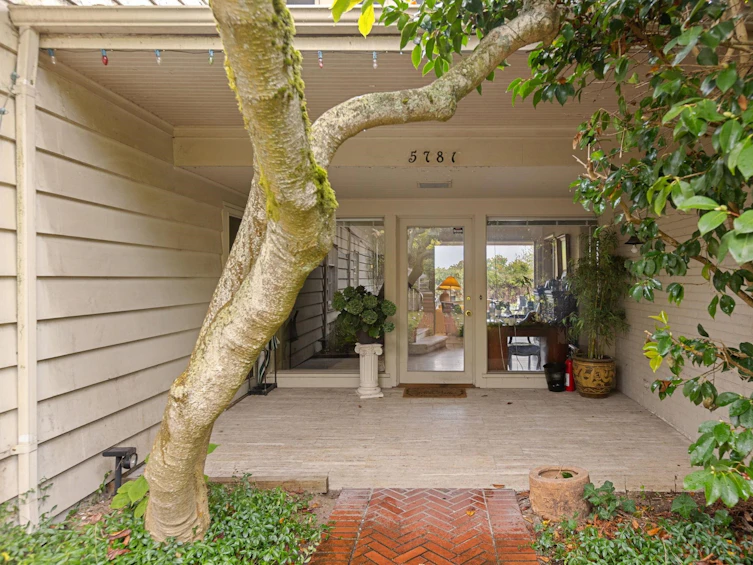 5781 Newton Wynd, Vancouver, BC, V6T 1H6 - 9