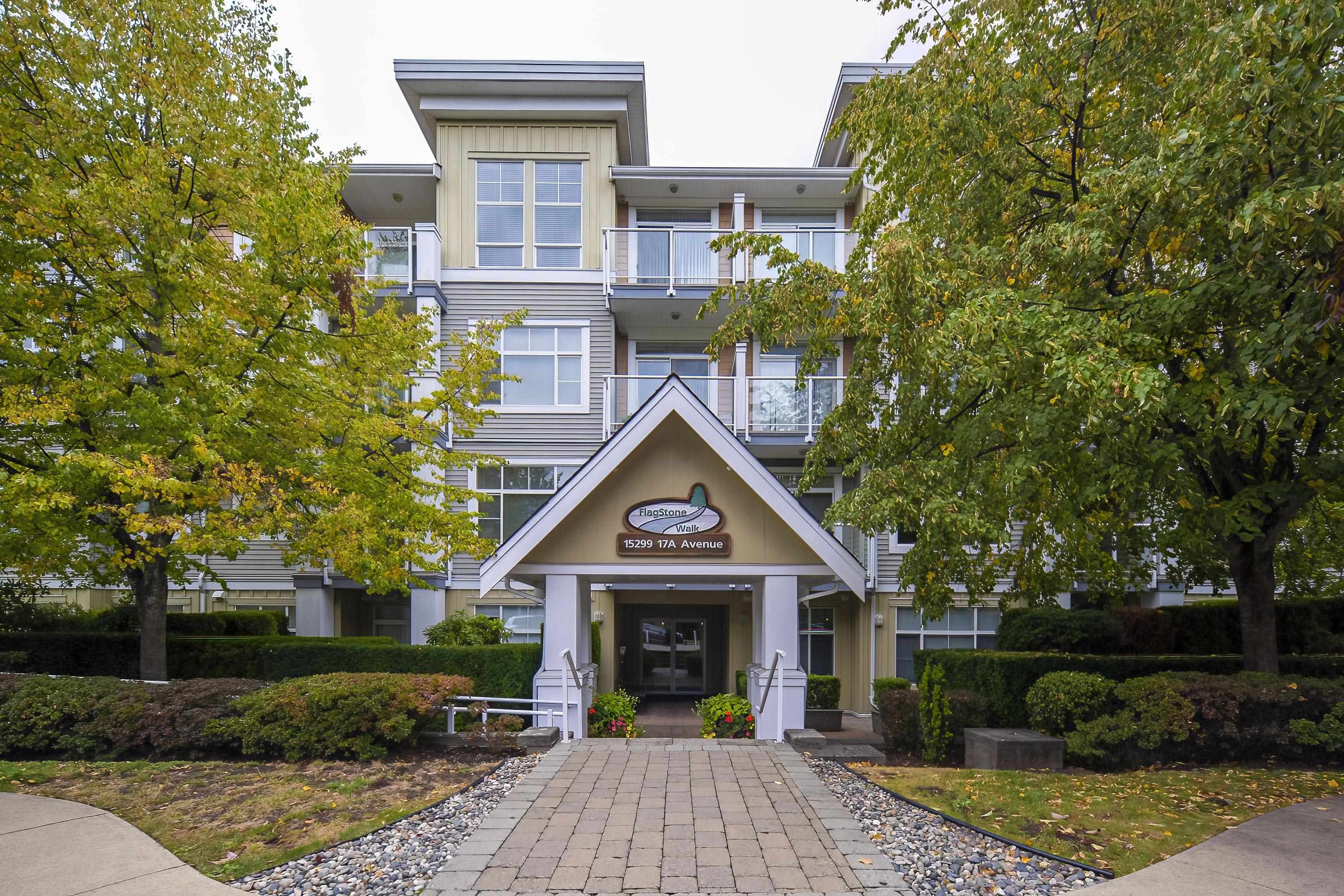 303-15299 17a Avenue, Surrey, BC, V4A 1V4