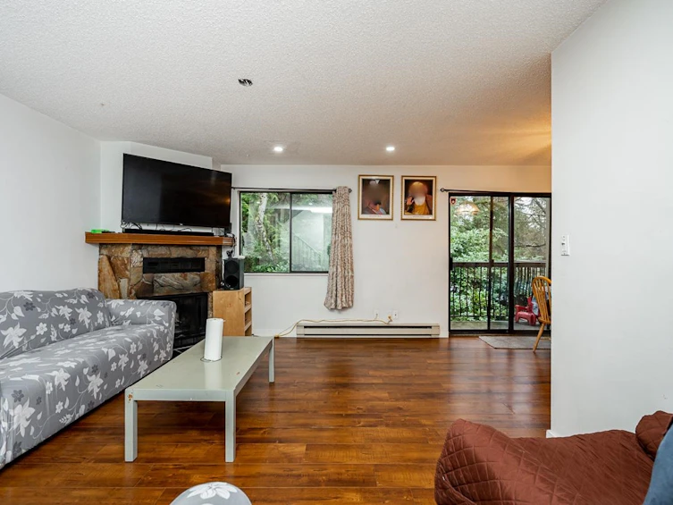 208-7144 133b Street, Surrey, BC, V3W 8A4