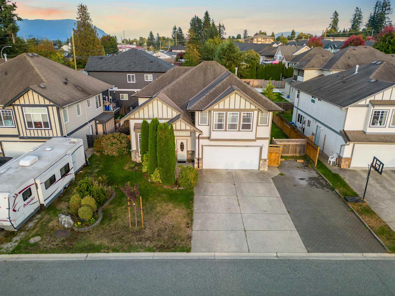 8388 Harris Street, Mission BC V2V 7R9