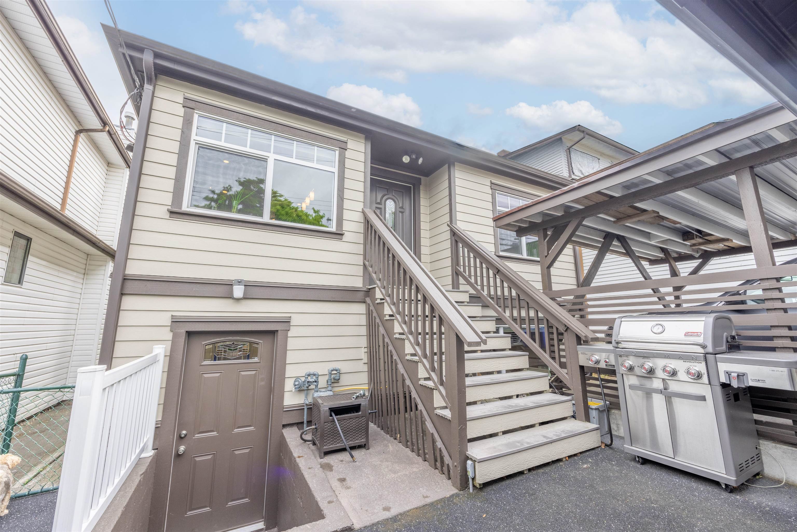 3645 Slocan Street, Vancouver, BC, V5M 3G1