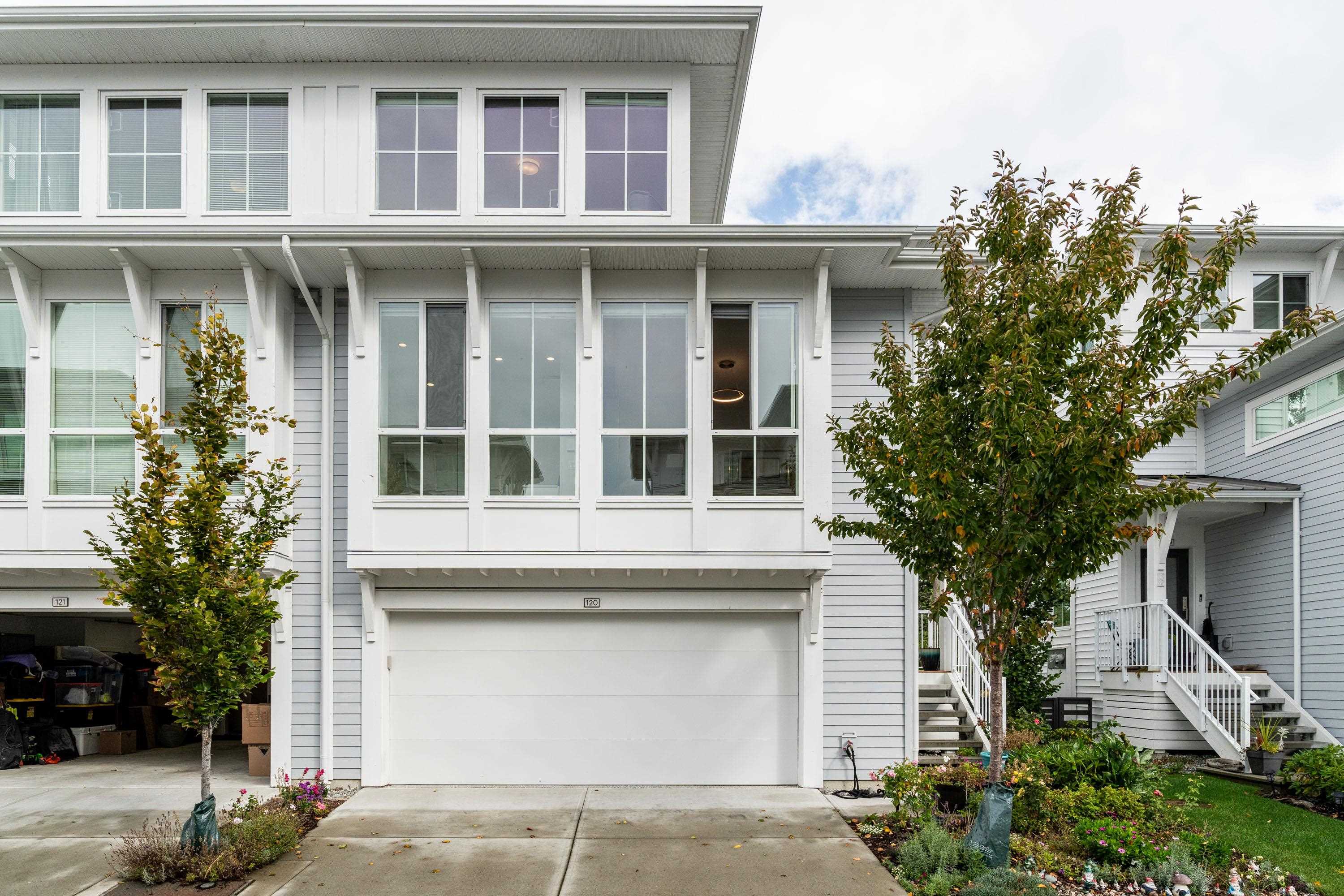 120-4638 Orca Way, Delta, BC, V4M 0C2