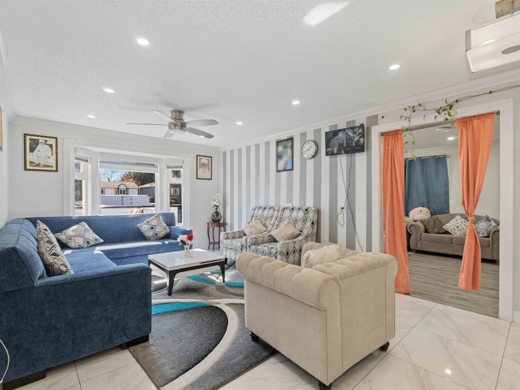 12541 77a Avenue, Surrey, BC, V3W 8P2