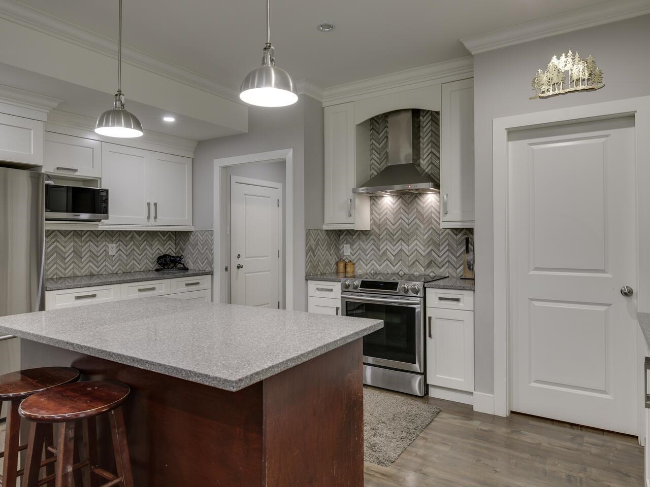 64091 Flood Hope Road, Hope, BC, V0X 1L2 - 14
