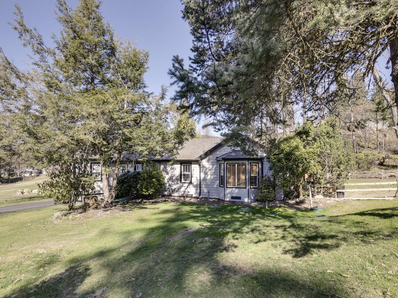 34181 Hartman Avenue, Mission, BC, V2V 6B2