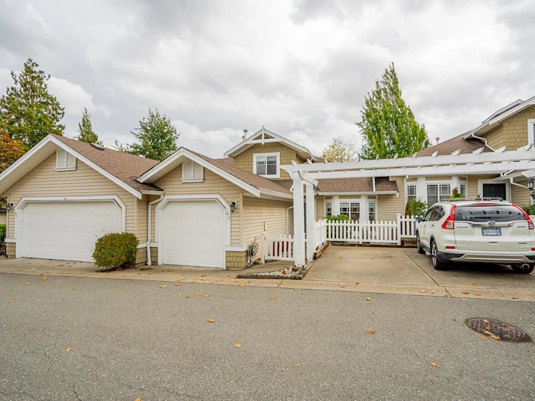 45-6488 168 Street, Surrey, BC, V3S 8Z1