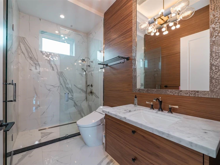 2753 W 10th Avenue, Vancouver, BC, V6K 2K1 - 12