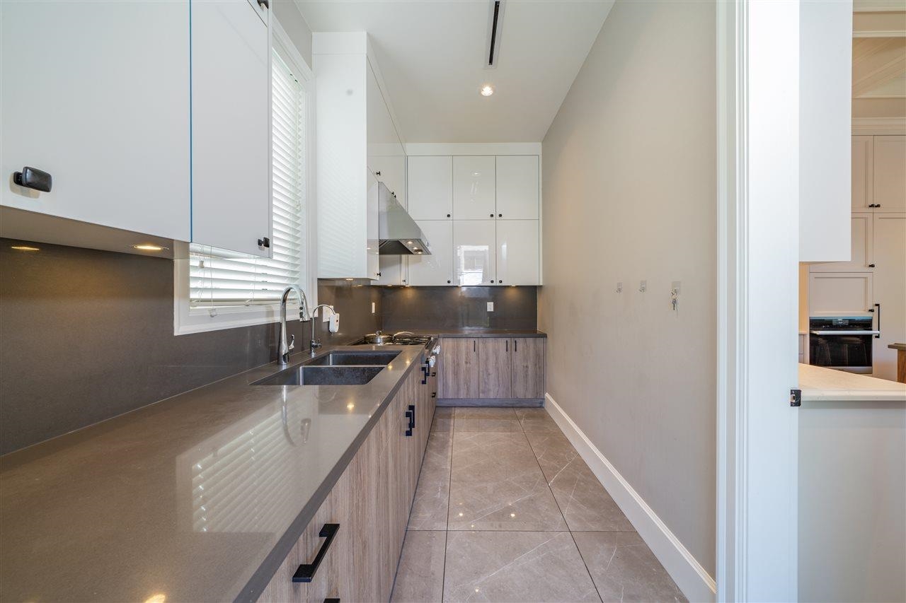 2753 W 10th Avenue, Vancouver, BC, V6K 2K1 - 18