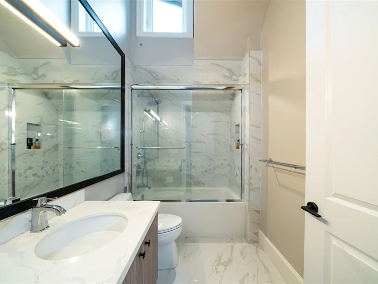 2753 W 10th Avenue, Vancouver, BC, V6K 2K1 - 30